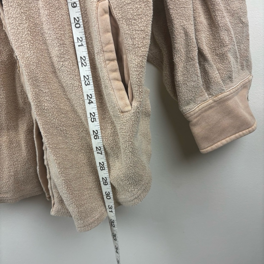 Free people Ruby Shacket distressed button front pockets size medium - Picture 10 of 13
